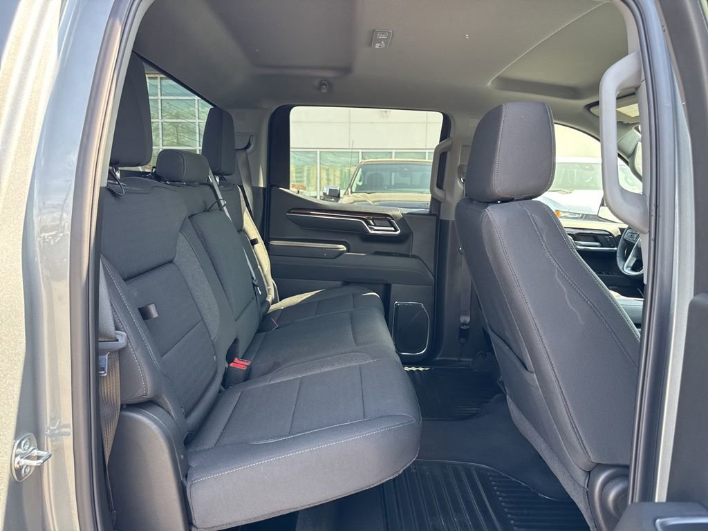 Used 2025 GMC Sierra 1500 Elevation image 24