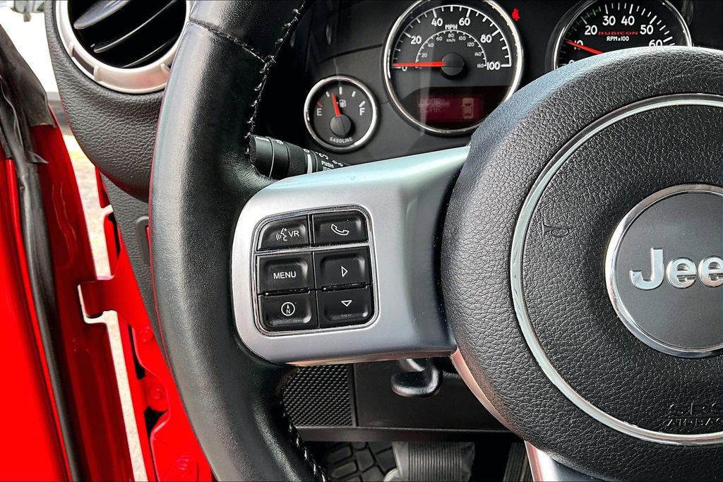Used 2015 Jeep Wrangler Unlimited Rubicon image 11