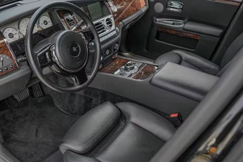 Certified 2016 Rolls-Royce Ghost Extended Wheelbase image 19