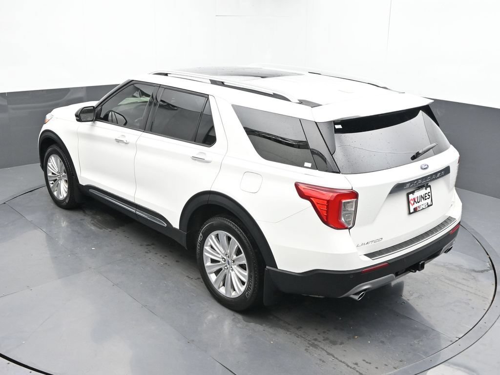 Used 2024 Ford Explorer Limited w/ Limited Technology Package AWD/4WD image 21