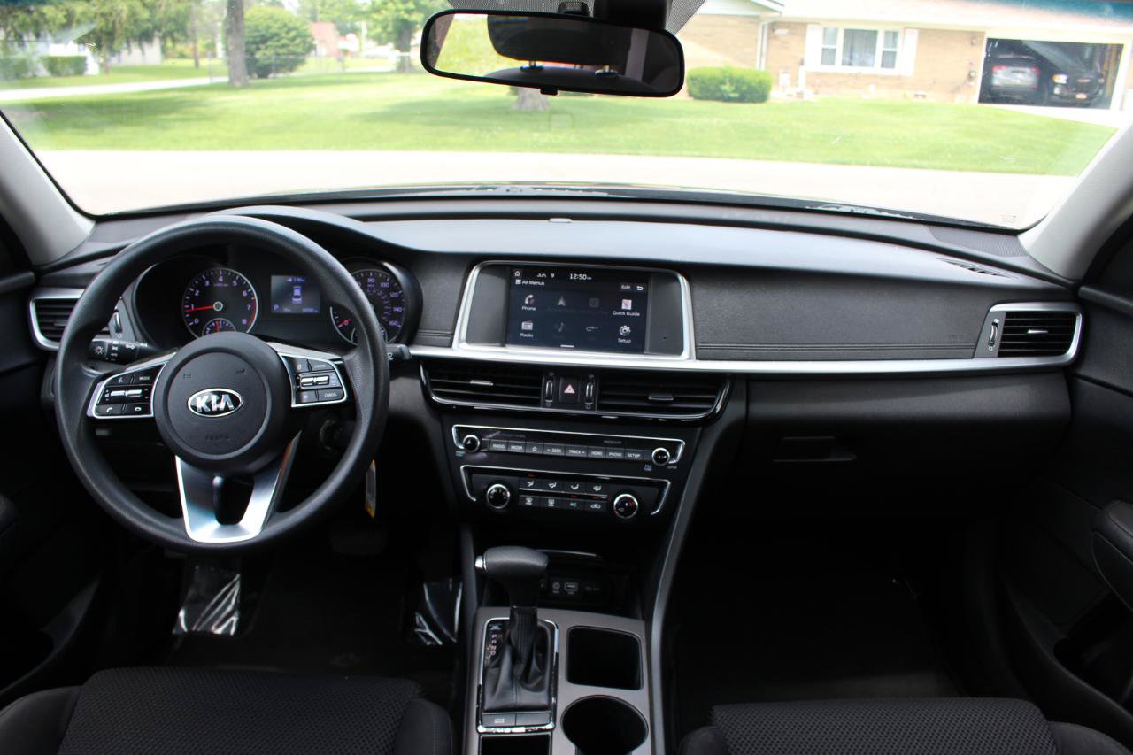 Used 2020 Kia Optima LX FWD image 29