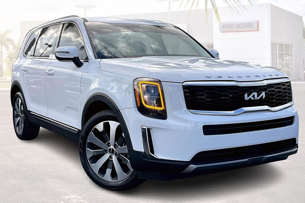 Used 2022 Kia Telluride EX w/ EX Premium Package