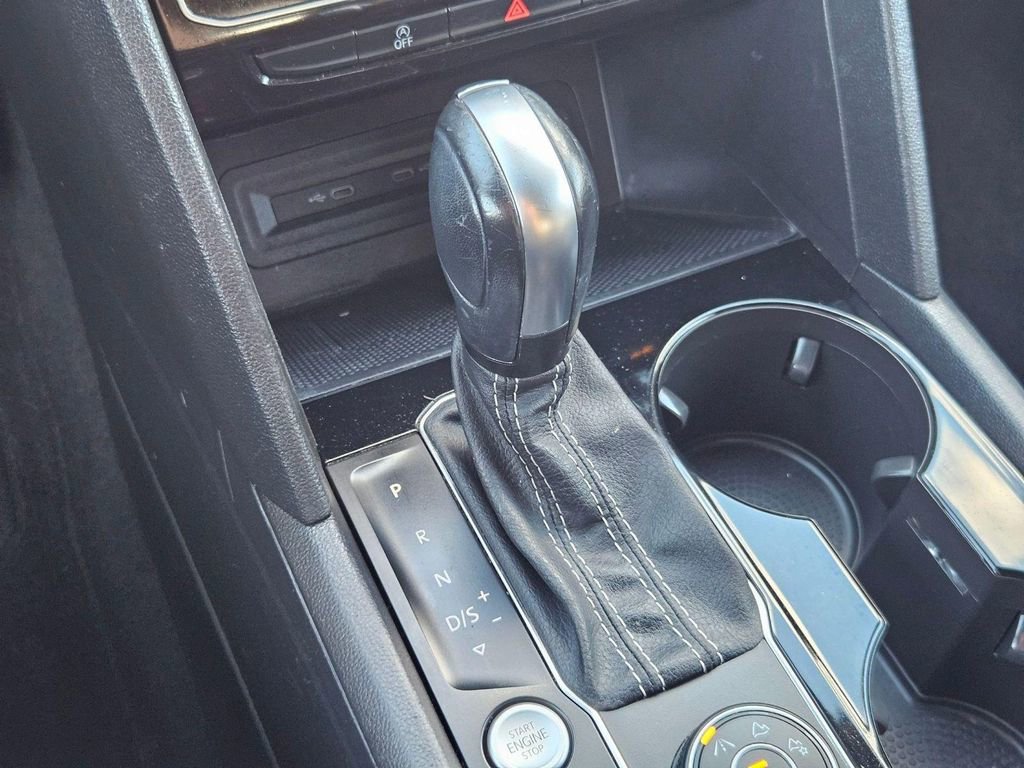 Used 2021 Volkswagen Atlas Cross Sport SEL image 20