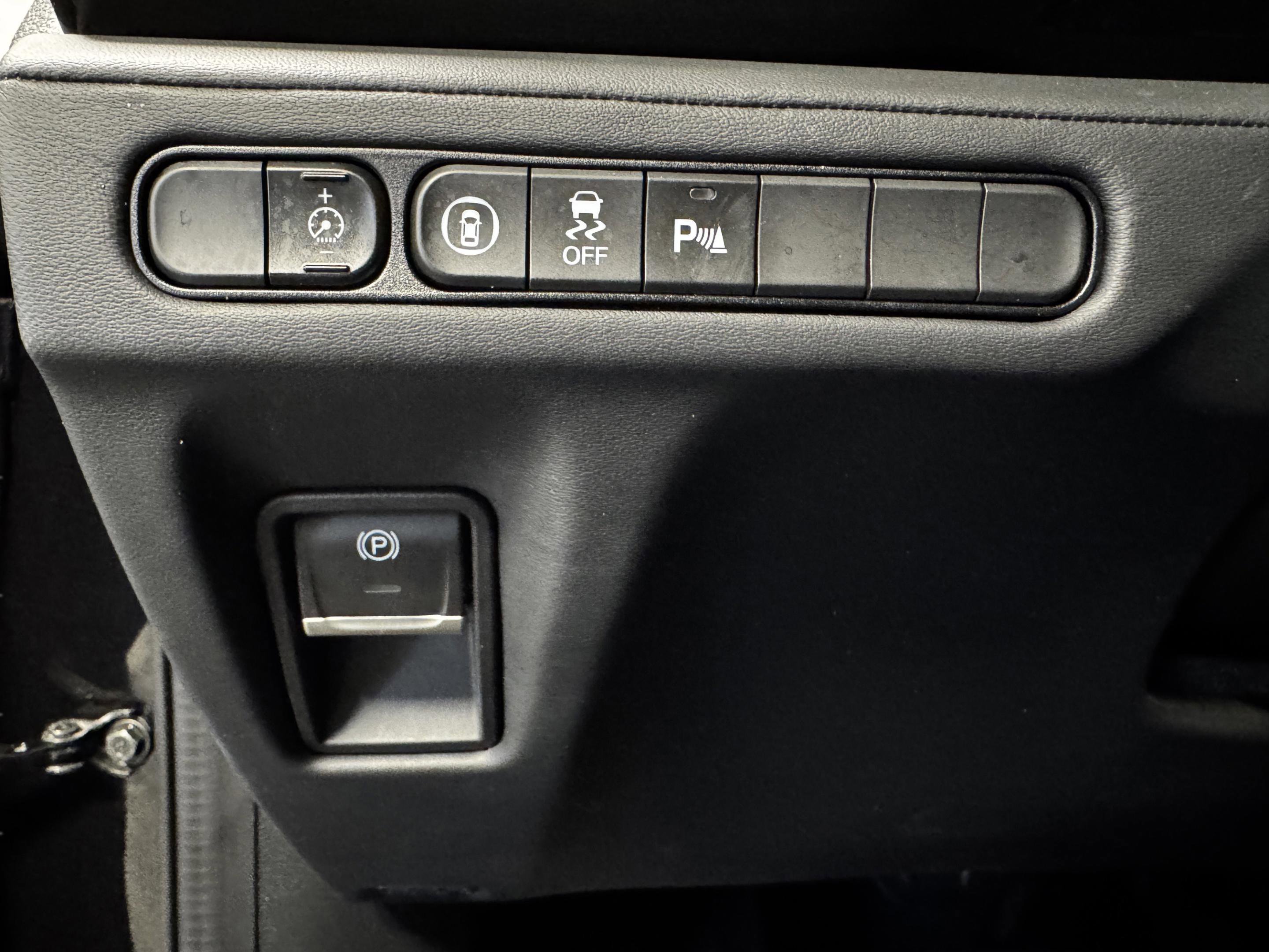 Certified 2023 Acura MDX SH-AWD w/ Technology Package image 18