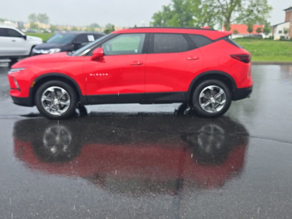 Used 2023 Chevrolet Blazer LT w/ Convenience Package AWD/4WD image 4