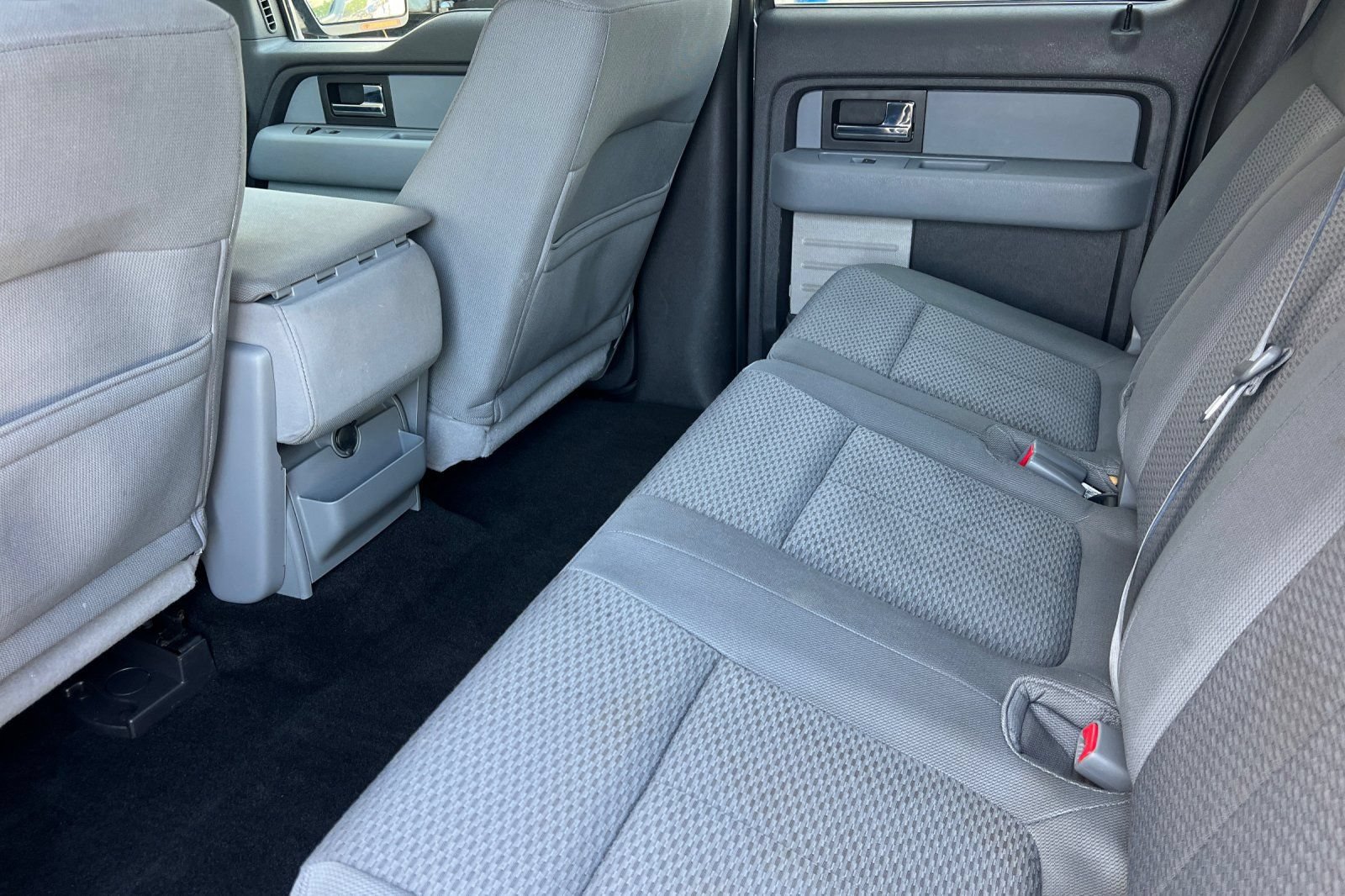 Used 2013 Ford F150 XLT w/ XLT Chrome Pkg AWD/4WD image 9