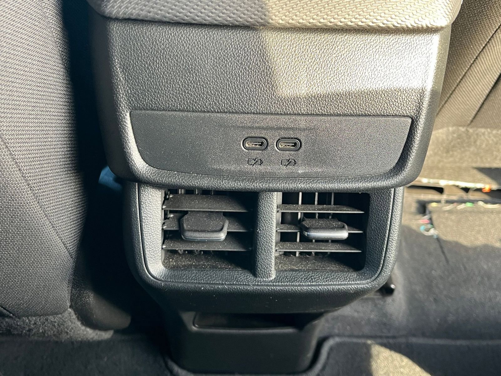 Used 2025 Chevrolet Equinox LT image 23