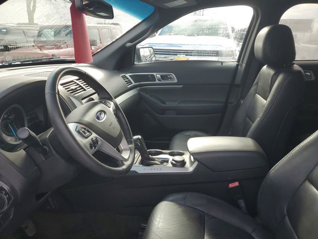 Used 2015 Ford Explorer XLT w/ Equipment Group 202B image 11