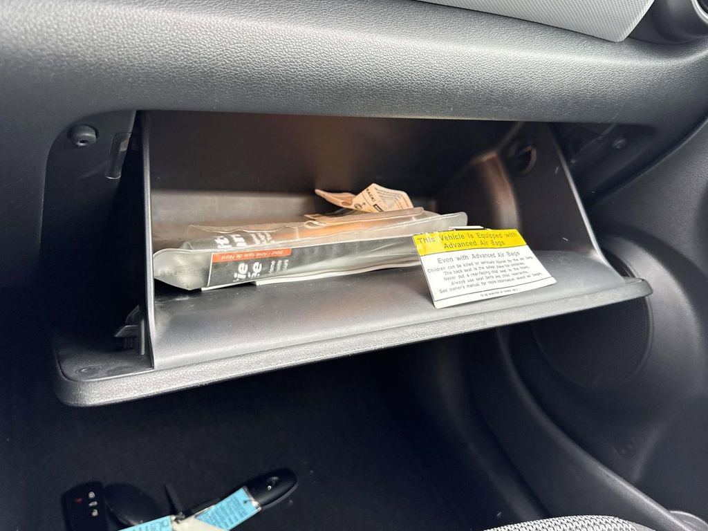 Used 2021 Hyundai Kona SEL image 33