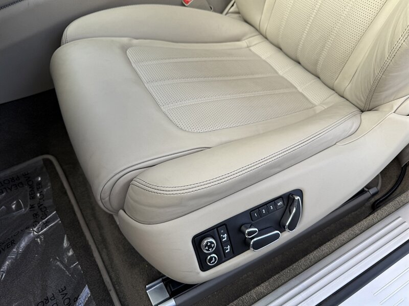 Used 2015 Bentley Continental GT AWD/4WD image 32