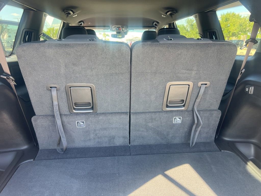 Used 2024 Jeep Grand Cherokee L Laredo RWD image 49