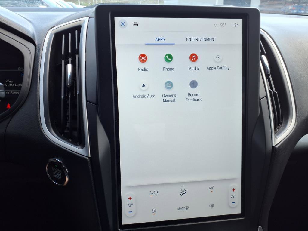 Certified 2022 Ford Edge SE image 13