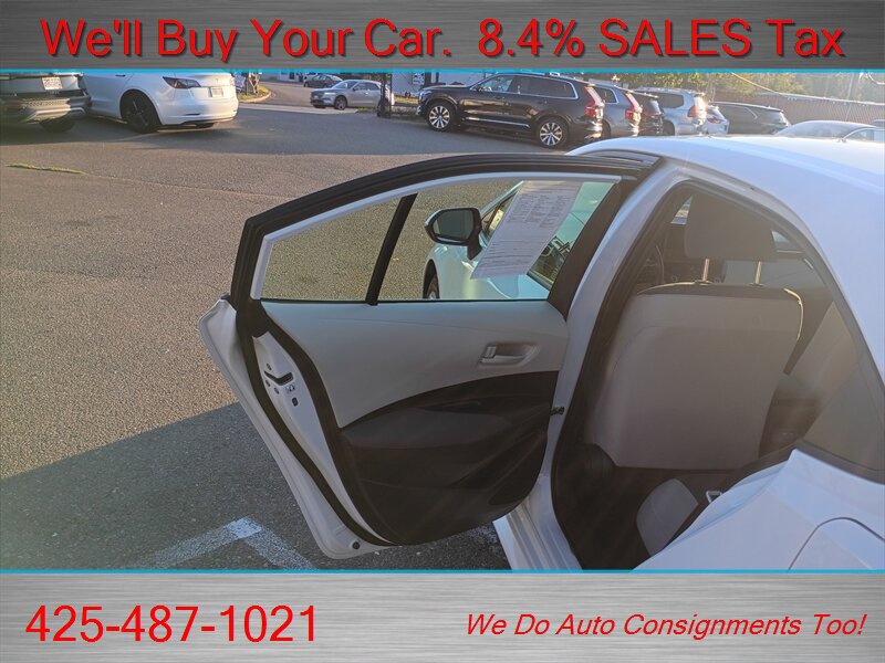 Used 2024 Toyota Corolla LE FWD image 19