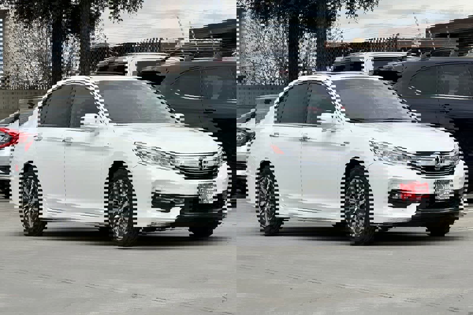 Used 2017 Honda Accord Touring image 10