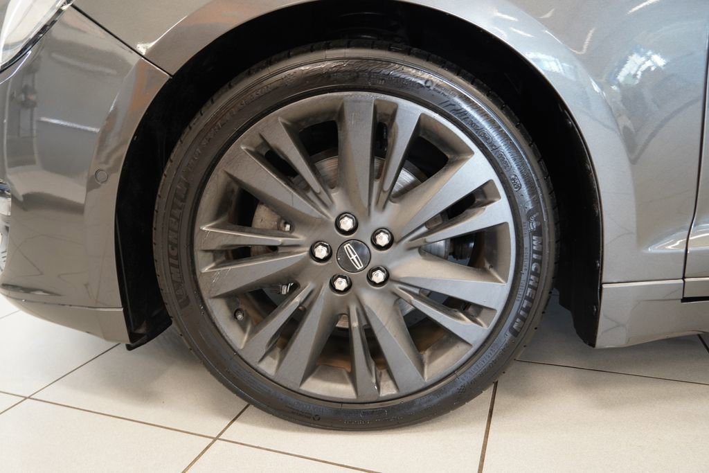 Used 2018 Lincoln MKZ Reserve w/ Technology Package image 16