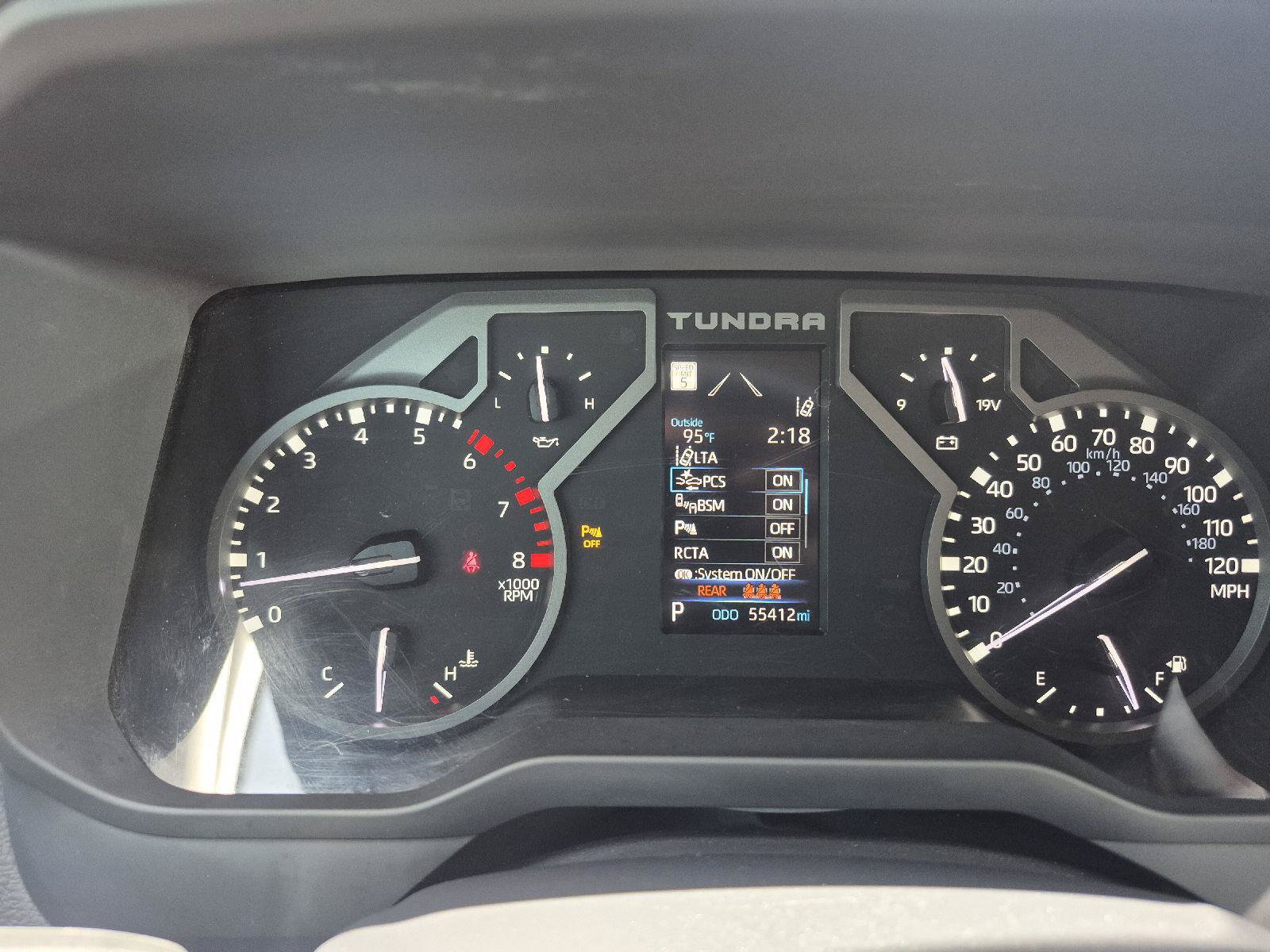 Used 2022 Toyota Tundra Limited w/ Power Package RWD image 4