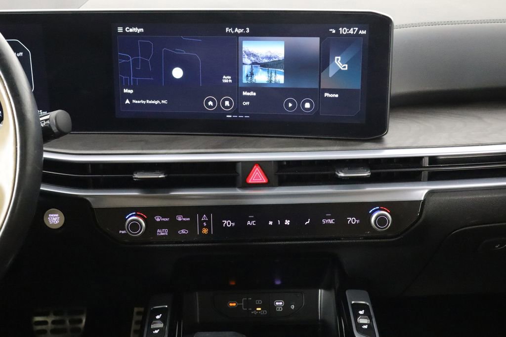 Used 2024 Kia Sorento SX Prestige w/ Olive Brown Leather Package image 29