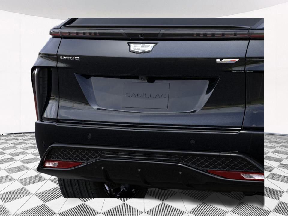 New 2026 Cadillac Lyriq V image 21