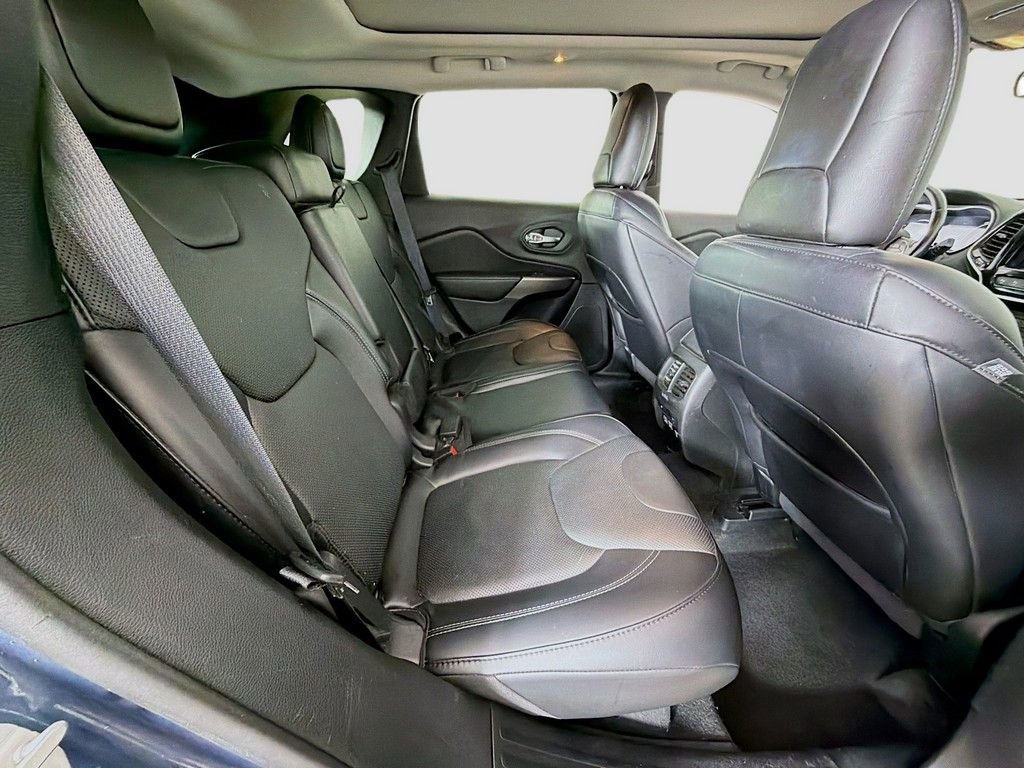 Used 2021 Jeep Cherokee Limited w/ Elite Package image 27