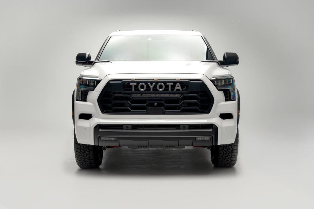 Used 2025 Toyota Sequoia TRD Pro AWD/4WD image 8