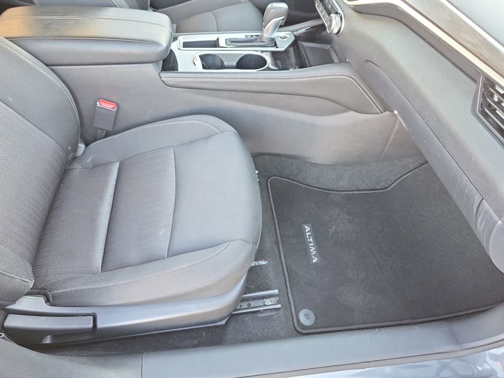 Used 2023 Nissan Altima 2.5 SV image 17