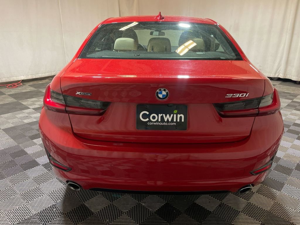 Used 2022 BMW 330i xDrive Sedan w/ Premium Package 2 image 13