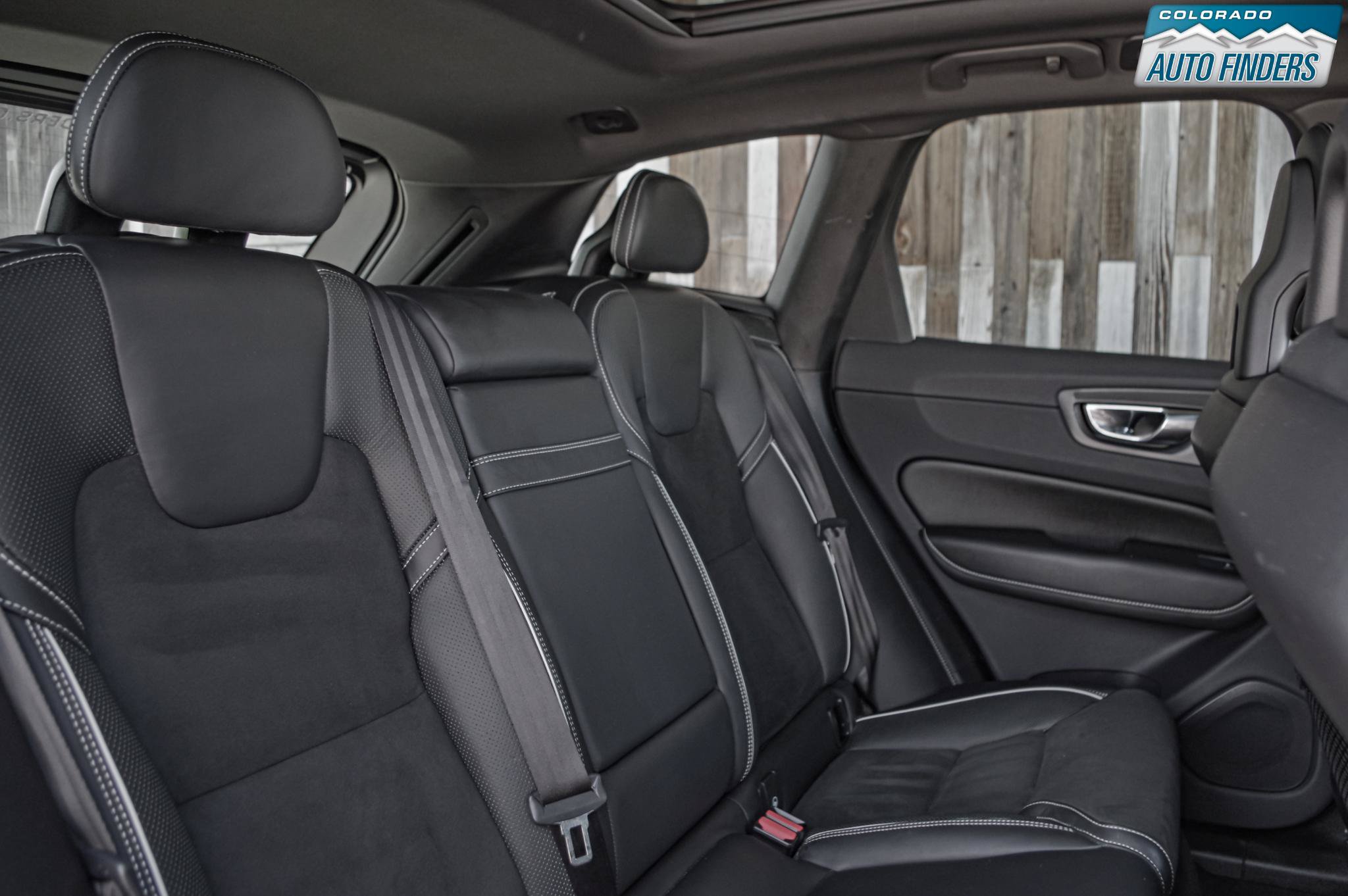 Used 2018 Volvo XC60 T5 R-Design w/ Convenience Package AWD/4WD image 22