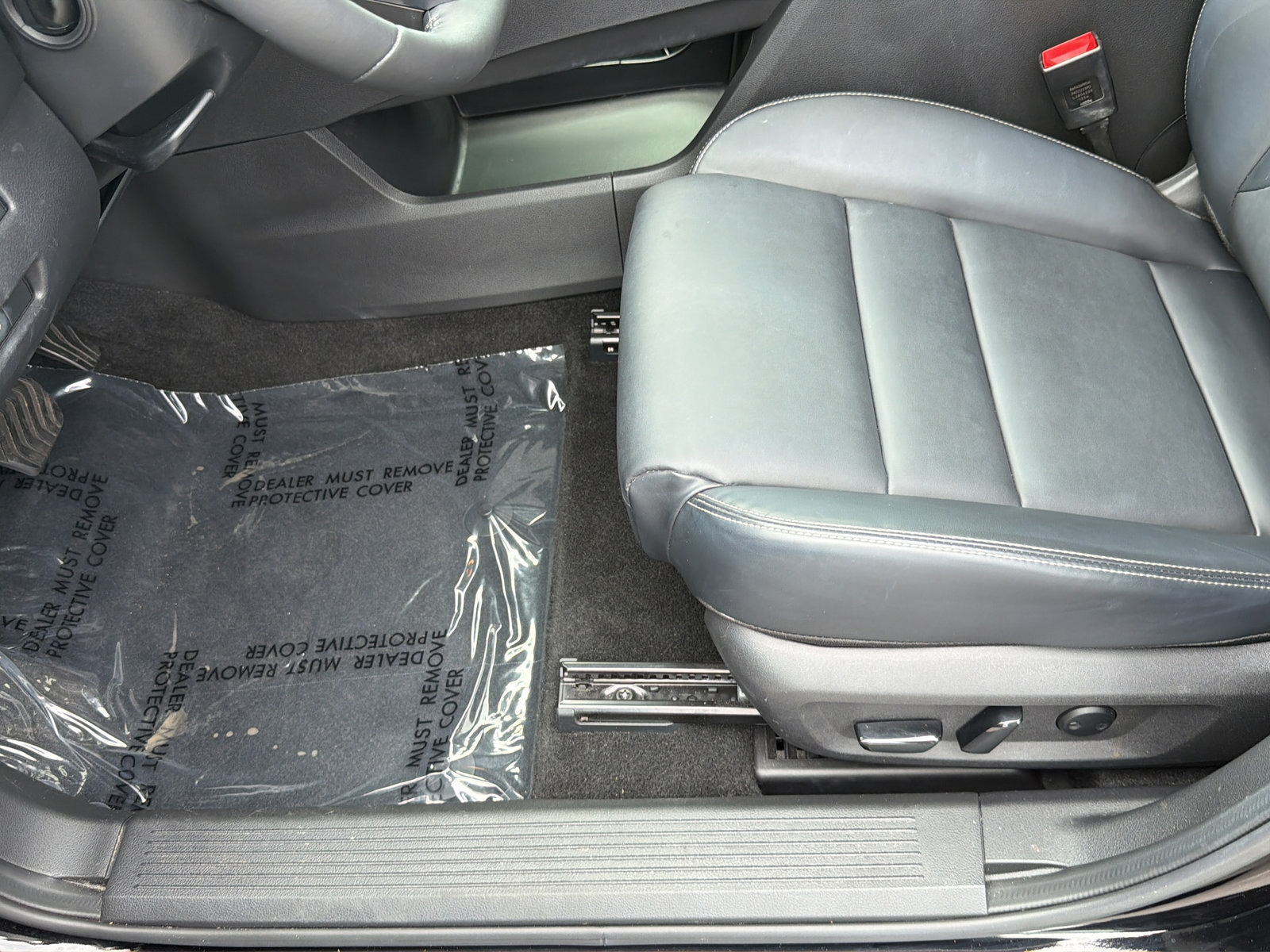 Used 2023 Nissan Rogue SV w/ SV Premium B Package FWD image 30