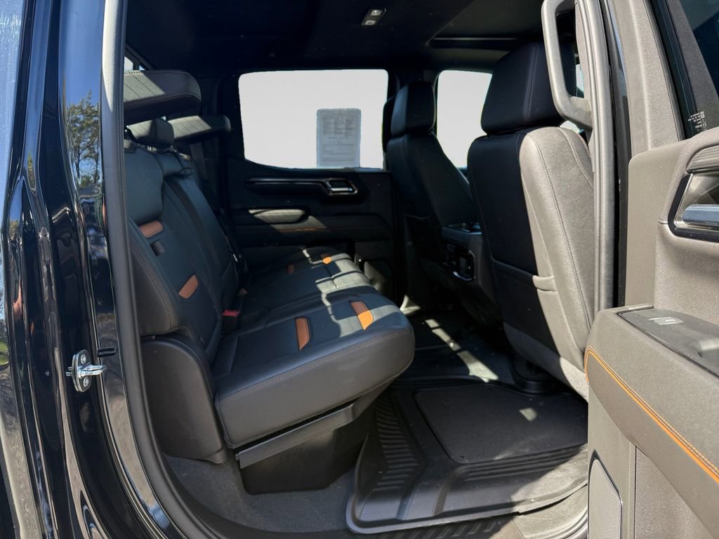 Used 2022 GMC Sierra 1500 AT4 w/ AT4 Premium Package AWD/4WD image 30