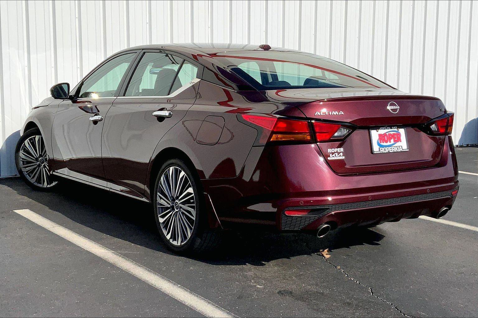 Used 2024 Nissan Altima 2.5 SL image 10