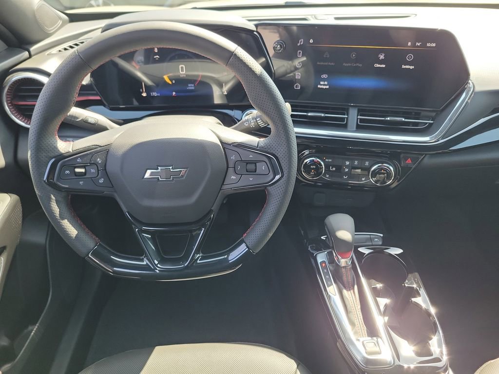 New 2026 Chevrolet Trax RS w/ Sunroof Package FWD image 4