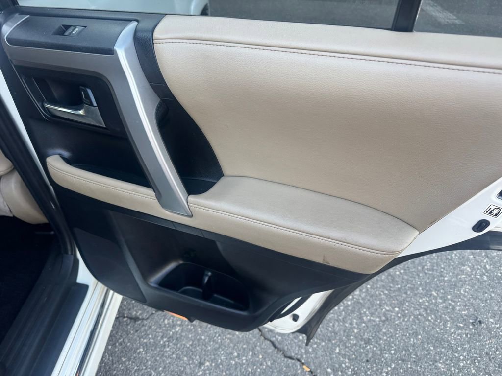 Used 2015 Toyota 4Runner Limited image 24