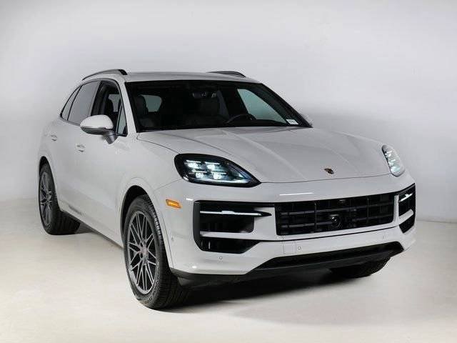 New 2026 Porsche Cayenne AWD/4WD image 7