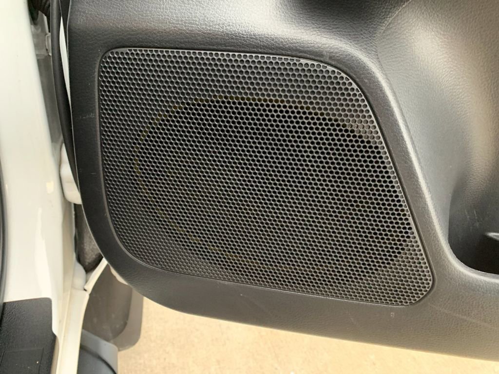 Used 2022 Toyota Tacoma TRD Off-Road w/ Technology Package image 20