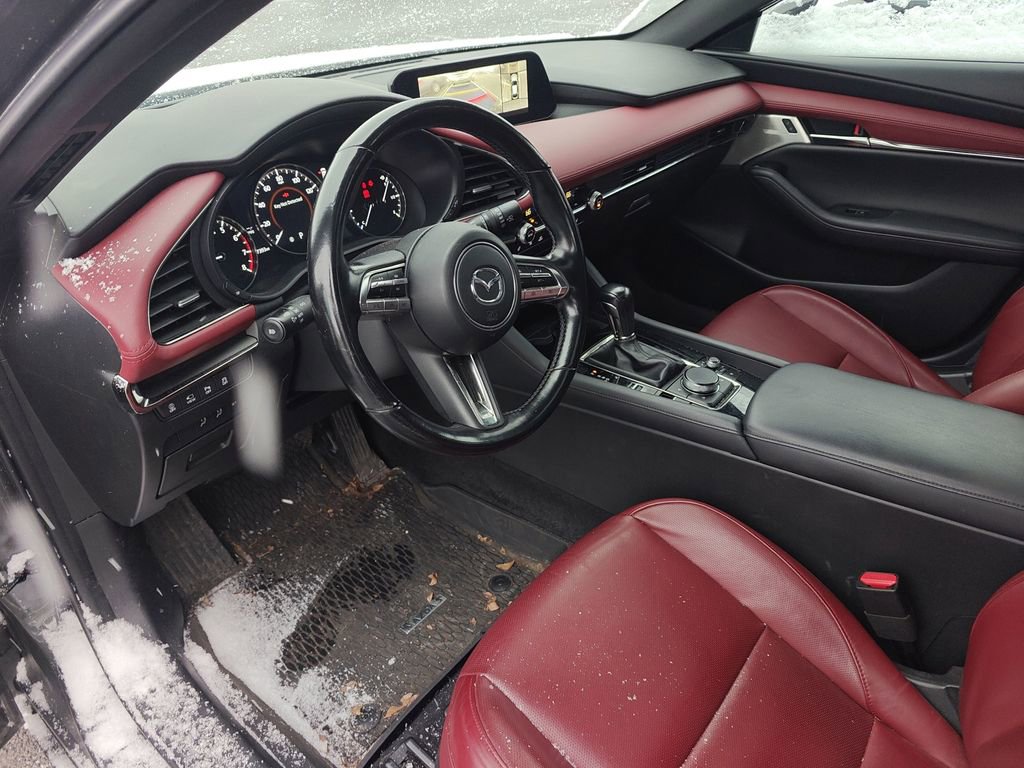Used 2023 MAZDA MAZDA3 Hatchback w/Premium Plus Pkg image 8