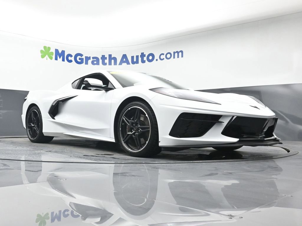 Used 2022 Chevrolet Corvette Stingray Coupe w/ Z51 Performance Package image 21