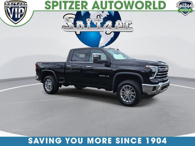 Used 2024 Chevrolet Silverado 2500 LTZ w/ LTZ Premium Package image 2