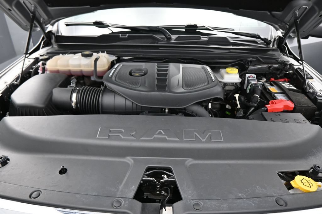 Used 2025 RAM 1500 Limited w/ Trailer Tow Group AWD/4WD image 36