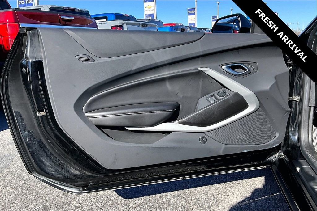 Used 2023 Chevrolet Camaro LT w/ RS Package image 18