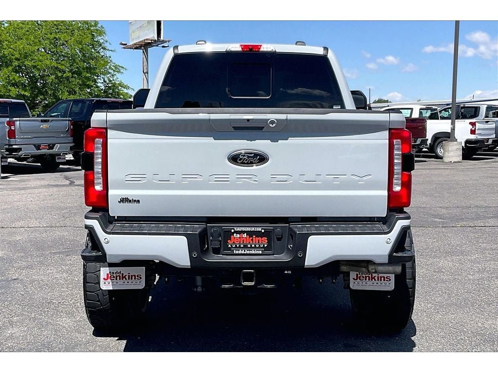 Used 2025 Ford F350 Lariat w/ Lariat Ultimate Package AWD/4WD image 4