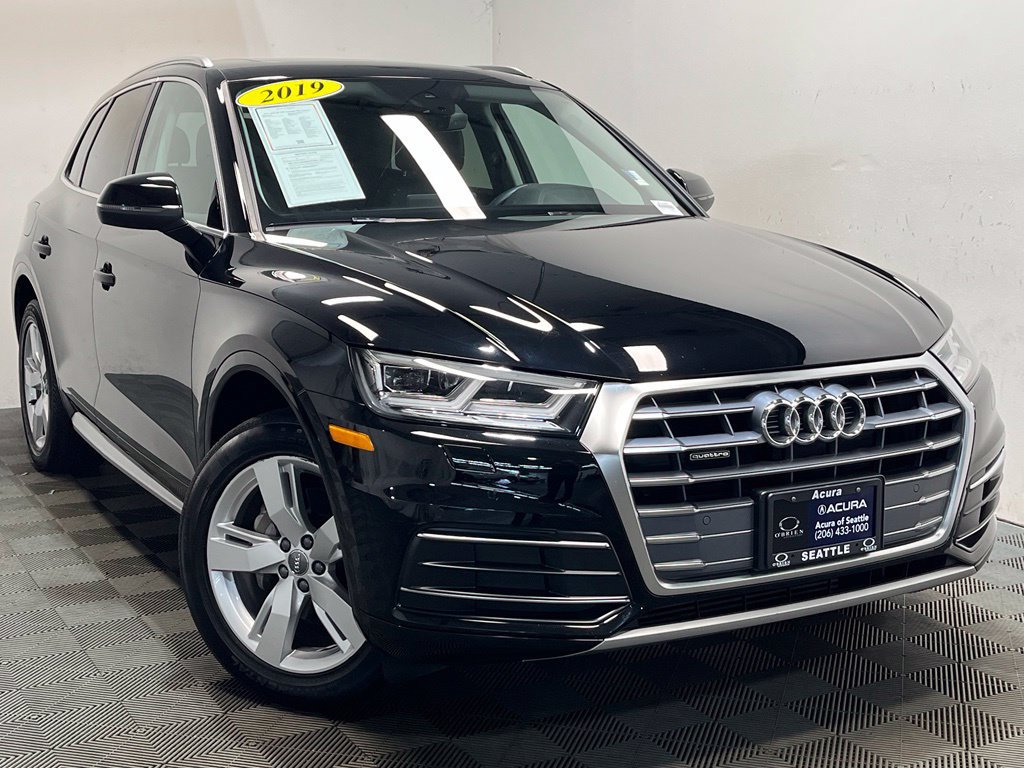 Used 2019 Audi Q5 2.0T Premium Plus w/ Premium Plus Package