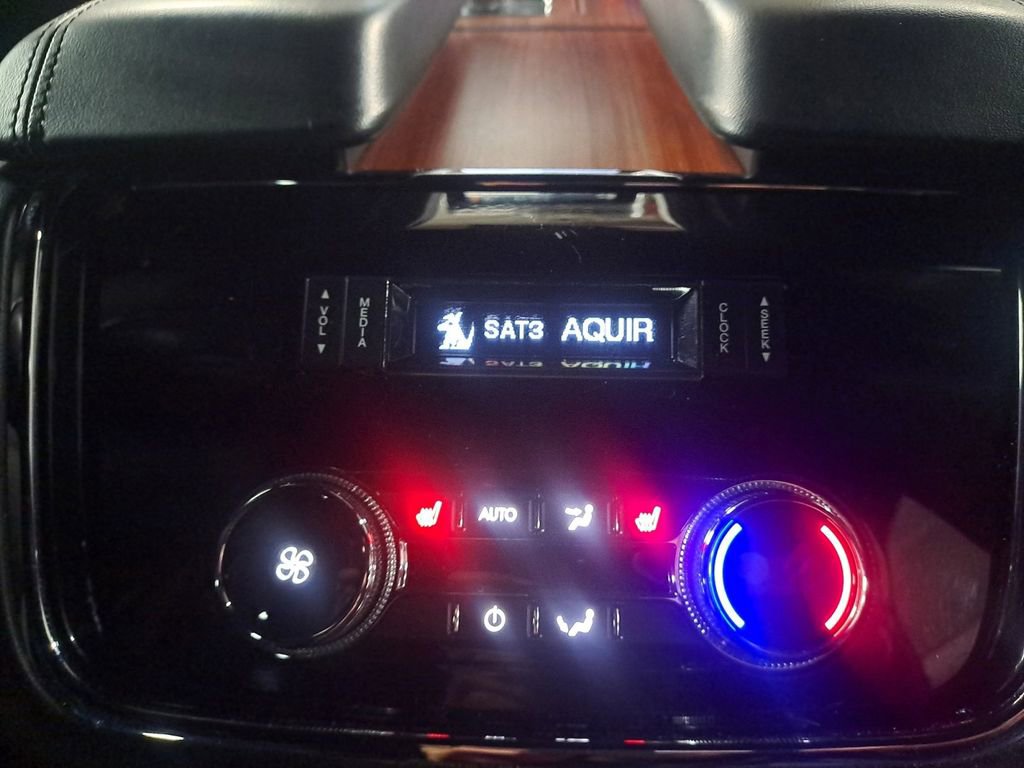 Used 2019 Lincoln Navigator Reserve image 27