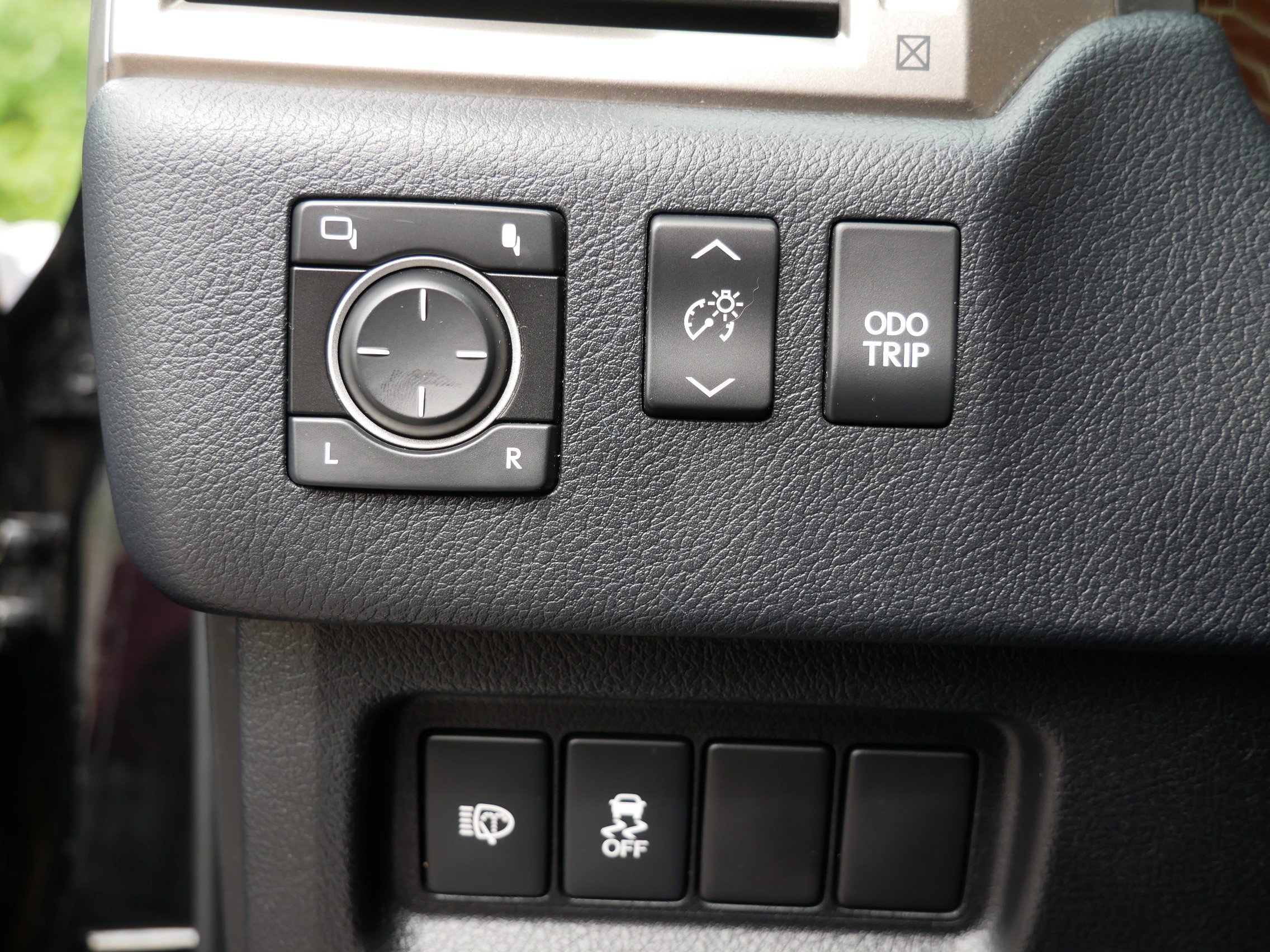 Used 2015 Lexus GX 460 w/ Premium Package AWD/4WD image 8