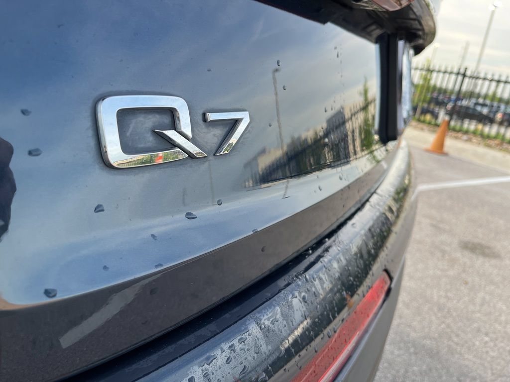 Used 2023 Audi Q7 2.0T Premium Plus AWD/4WD image 8