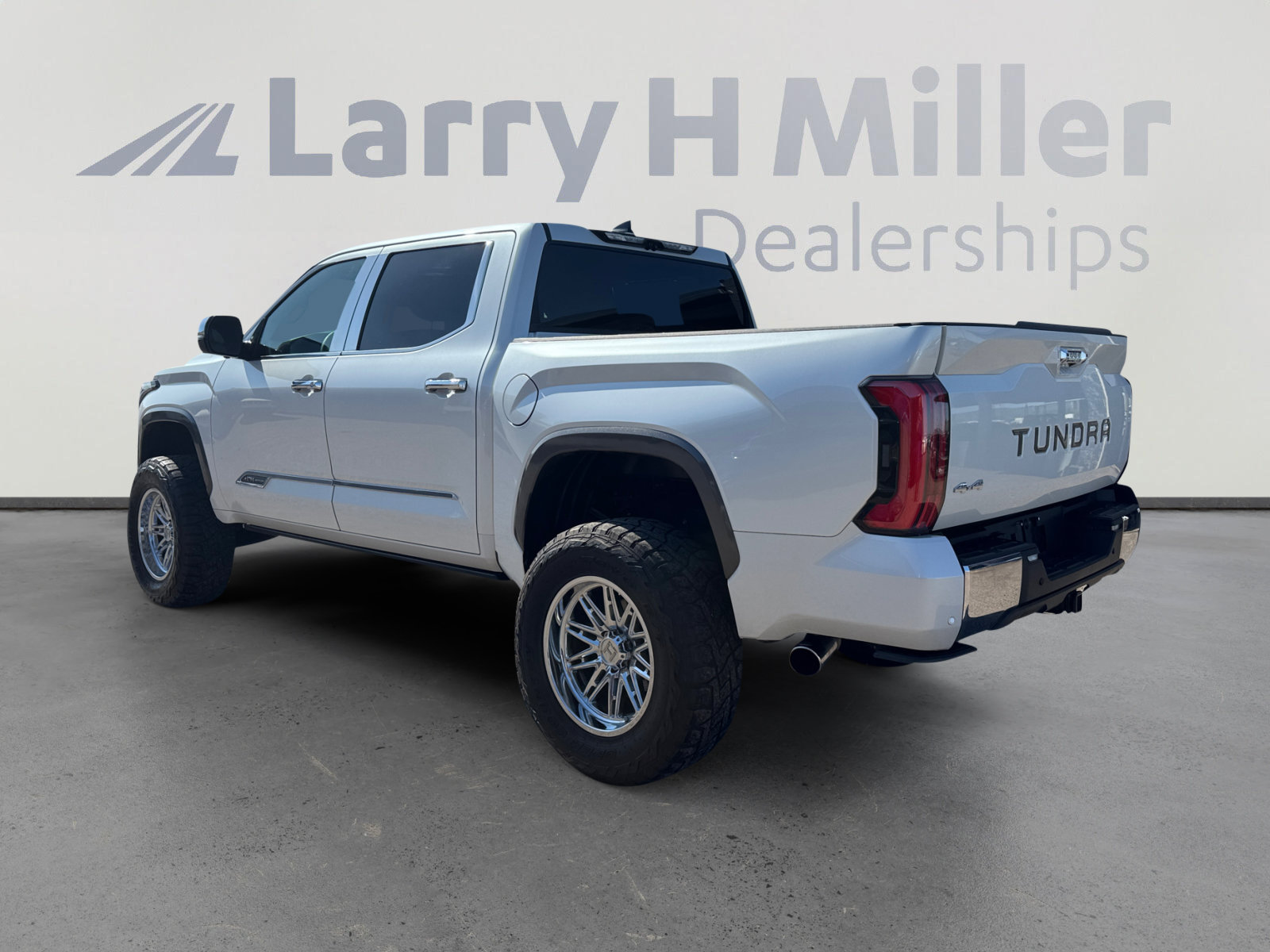 Used 2023 Toyota Tundra 1794 Edition w/ Advanced Package AWD/4WD image 3