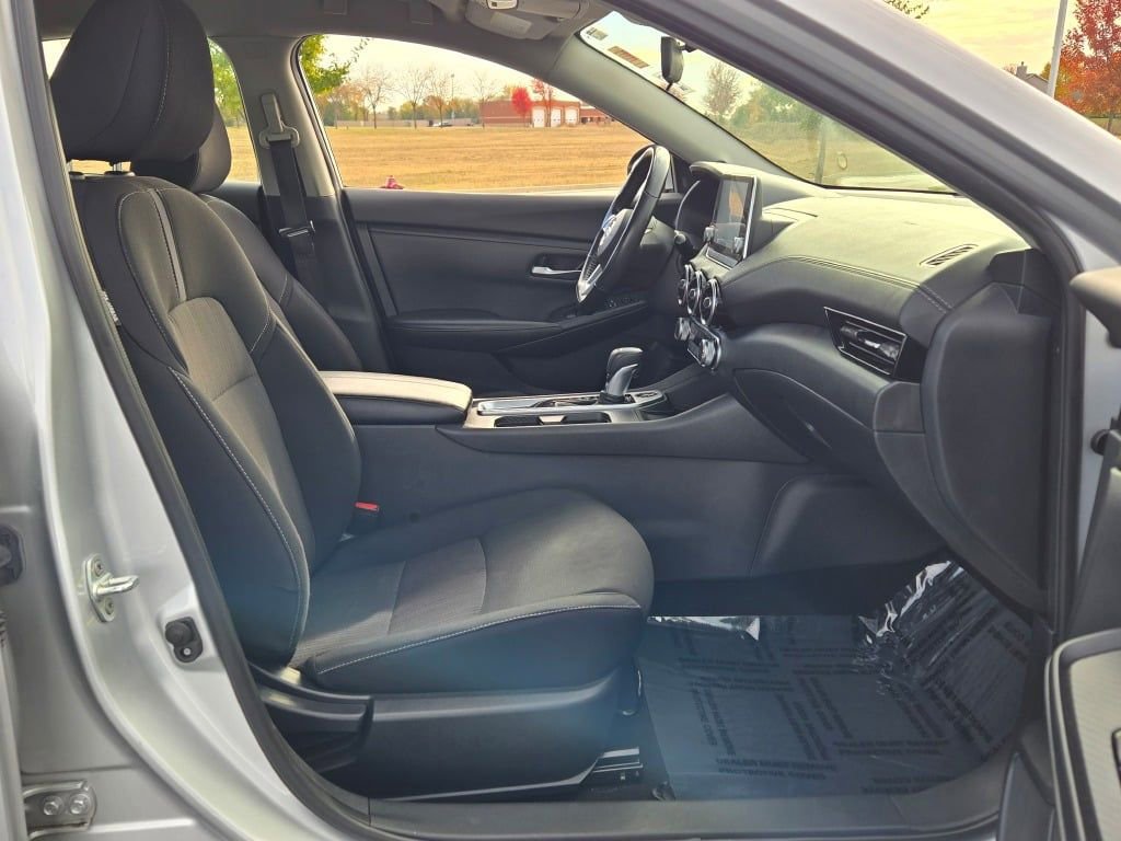 Used 2022 Nissan Sentra SV image 5