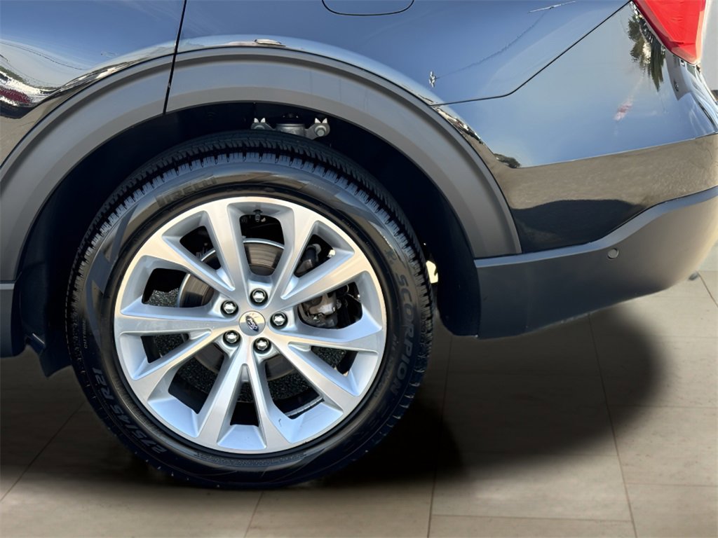 Used 2022 Ford Explorer Platinum w/ Equipment Group 601A image 45
