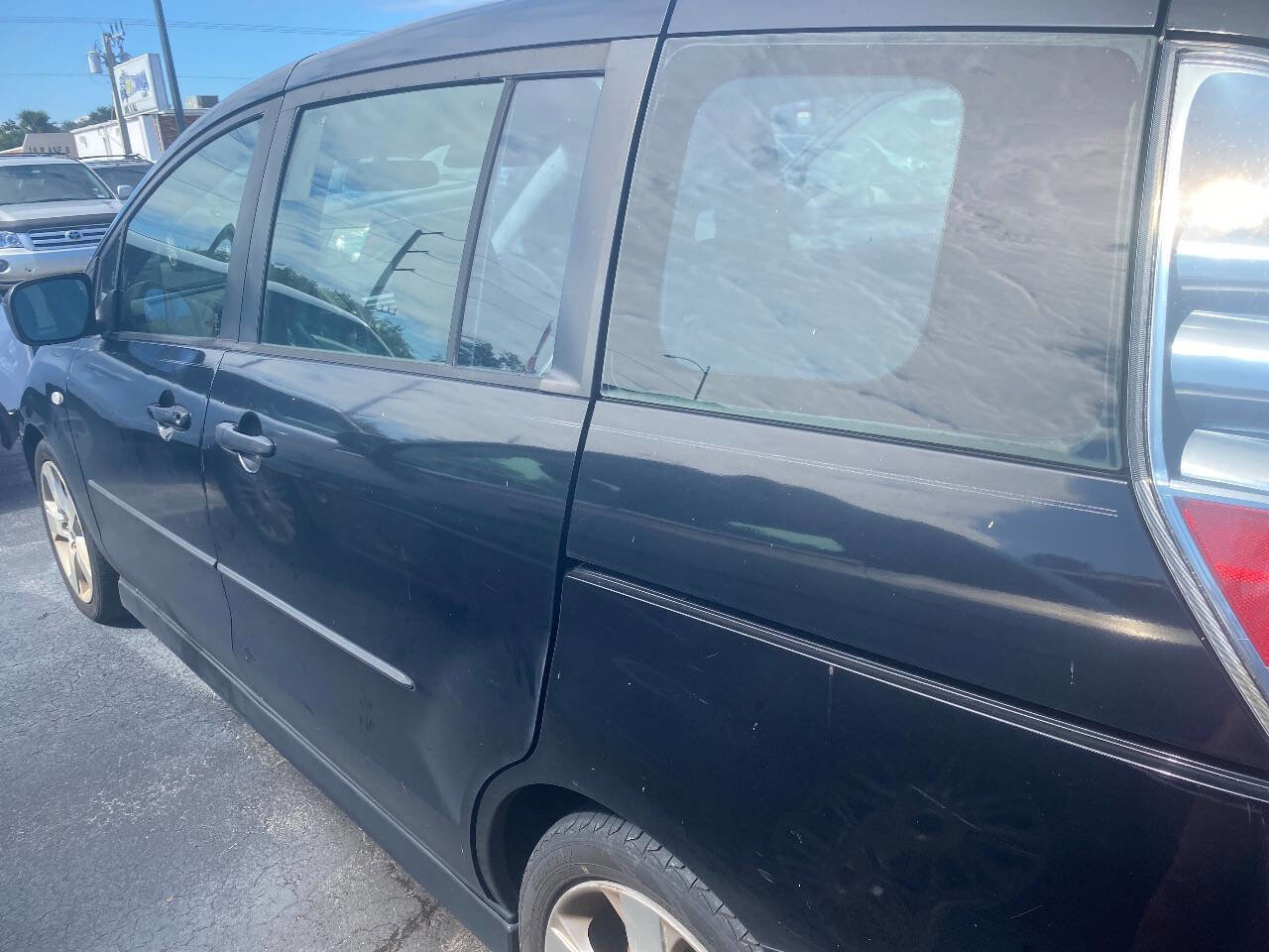 Used 2007 MAZDA MAZDA5 Touring image 4