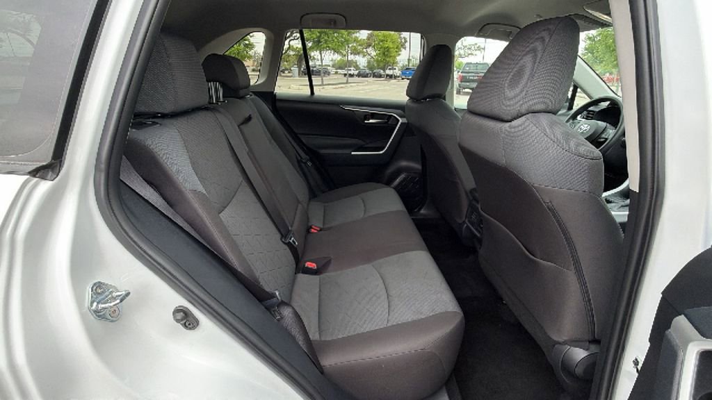 Certified 2025 Toyota RAV4 XLE image 37