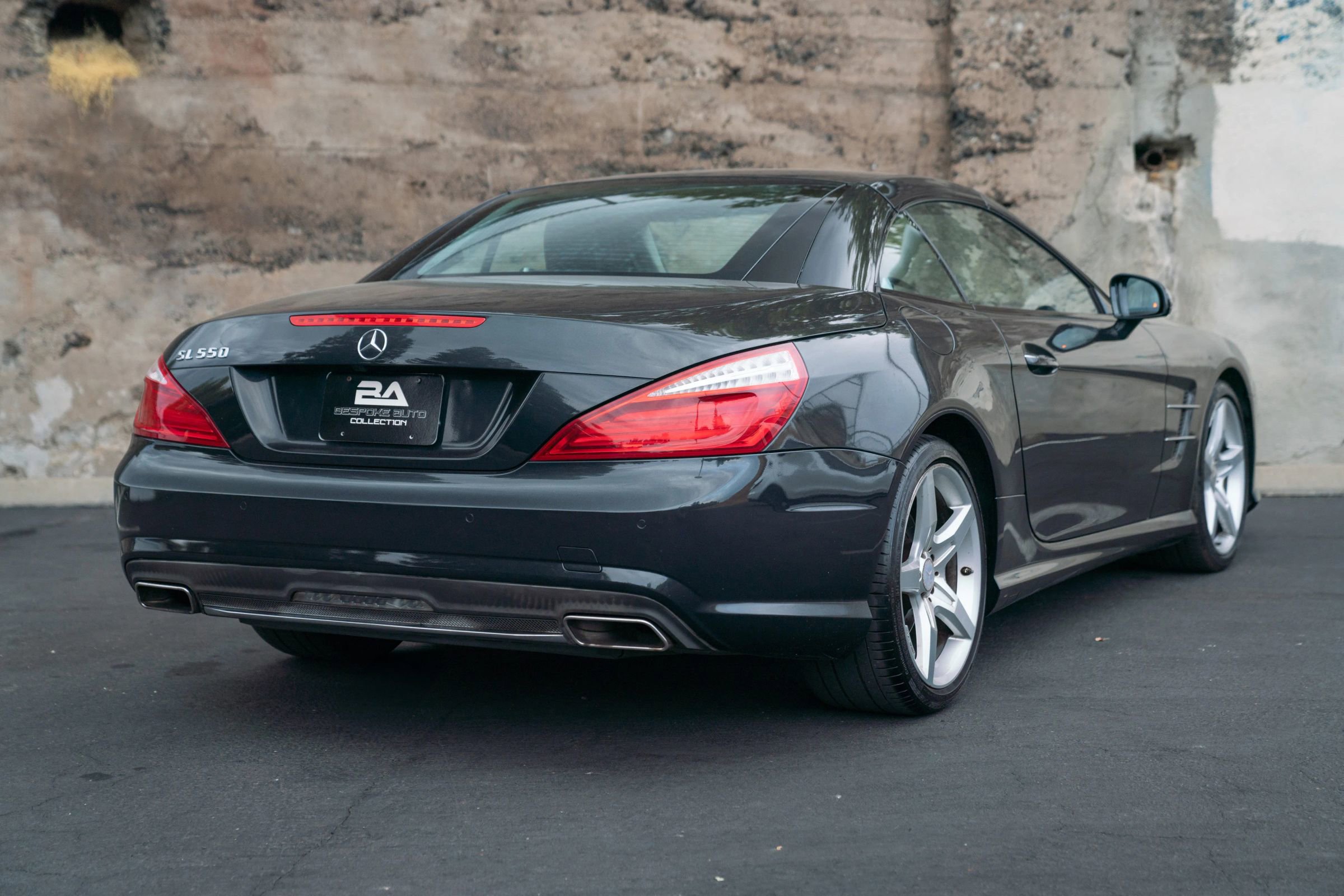 Used 2013 Mercedes-Benz SL 550 image 4